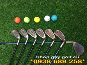 Bộ gậy golf cũ Wilson Staff